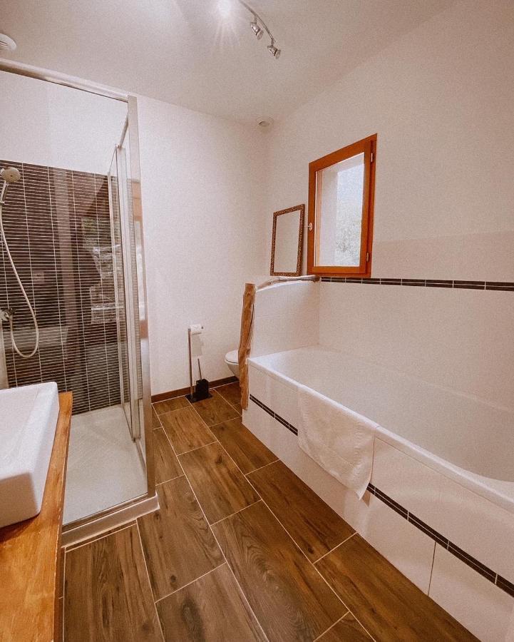 Auberge De La Foret Bonifatu Калензана Екстериор снимка